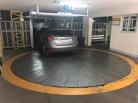 Cochera en Venta en Recoleta, CABA