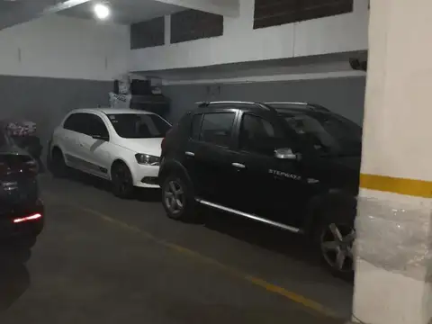 Cochera en Venta en Almagro, CABA