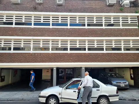 Cochera en Venta en Monserrat, Capital Federal