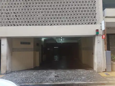 Cochera en Venta en Monserrat, Capital Federal