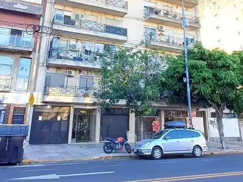 Cochera en Venta en Parque Chacabuco, Capital Federal