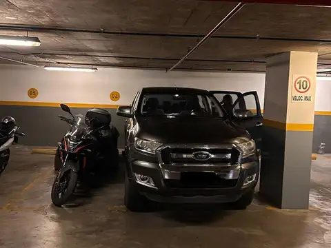 Cochera en Venta en Villa Urquiza, CABA