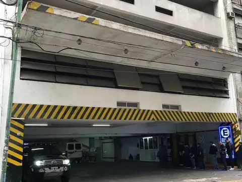 Cochera en Venta en Balvanera, CABA
