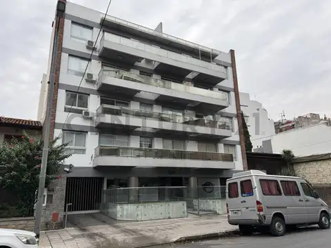 Cochera en Venta en Villa del Parque, CABA