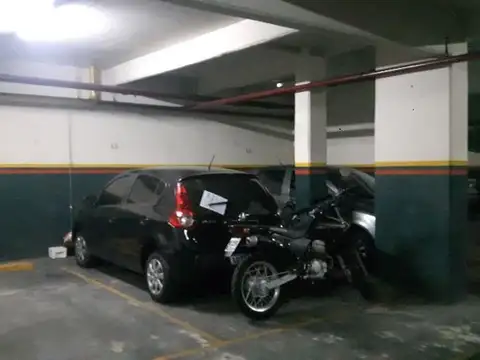 Cochera en Venta en Almagro, Capital Federal