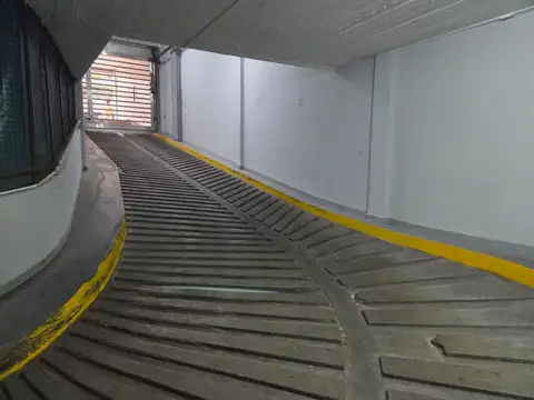 Cochera en Venta en Belgrano R, Belgrano