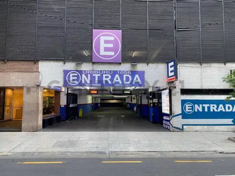 Cochera en Venta en Recoleta, CABA