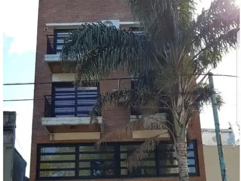 Galpón en Alquiler en Mataderos, Capital Federal
