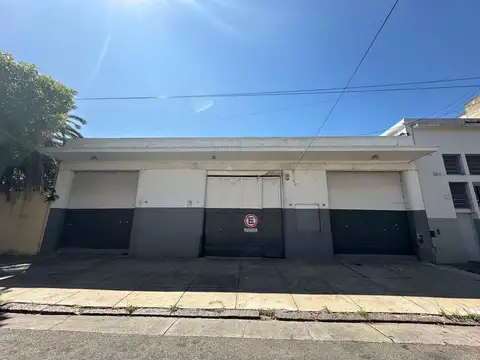 Galpón en Alquiler en Mataderos, Capital Federal