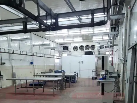 Galpón en Alquiler en Mataderos, Capital Federal