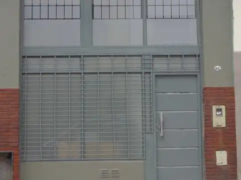 Local en Alquiler en Parque Patricios, Capital Federal