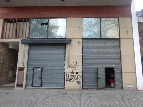 Local en Alquiler en Mataderos, CABA