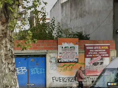 Terreno en Venta en Mataderos, CABA