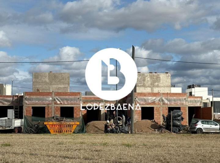 Casa · 61m² · 3 Ambientes · 2 Cocheras