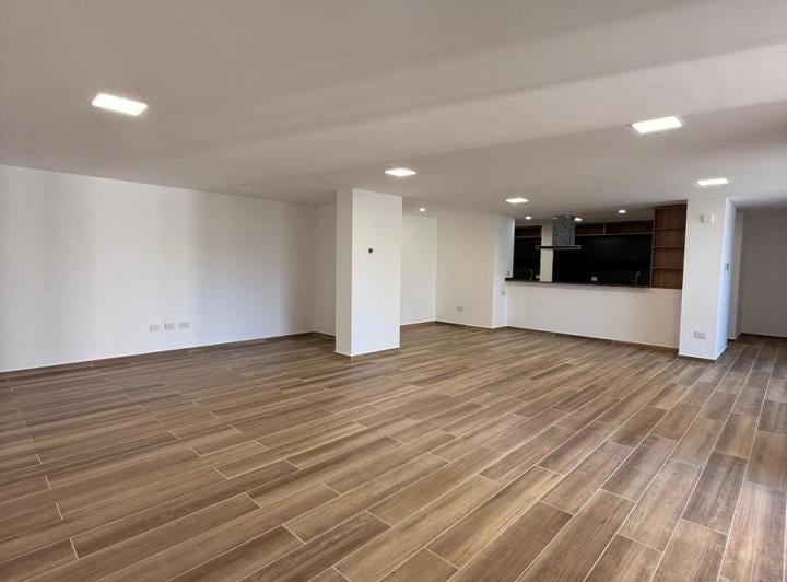 Departamento · 180m² · 3 Dormitorios · 2 Cocheras