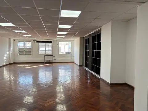 Oficina en Alquiler en Microcentro, Centro