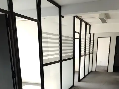 Oficina en Alquiler en Microcentro, Centro
