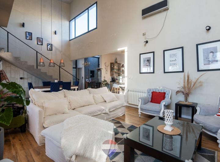 Casa · 259m² · 7 Ambientes
