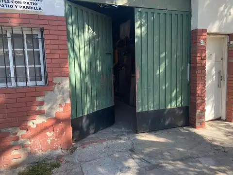 Galpón en Venta en Mataderos, CABA