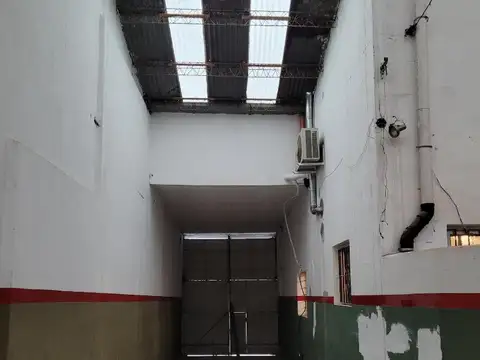 Galpón en Venta en Villa Soldati, Capital Federal