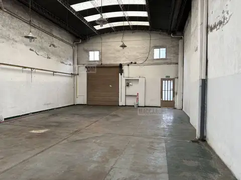 Galpón en Venta en Mataderos, CABA