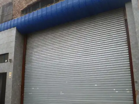 Galpón en Venta en Mataderos, CABA
