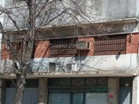 Galpón en Venta en Mataderos, CABA