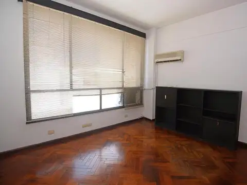 Oficina en Venta en Monserrat, CABA