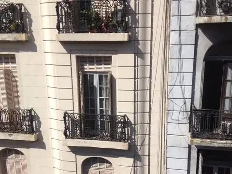 Oficina en Venta en Tribunales, Centro