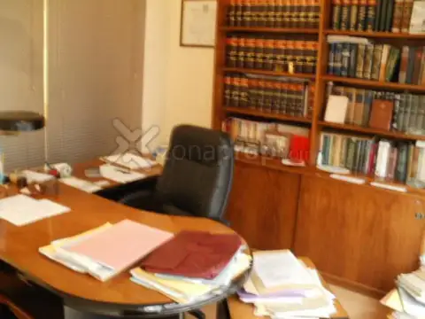 Oficina en Venta en Tribunales, Centro