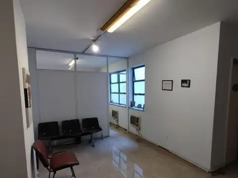Oficina en Venta en Tribunales, Centro