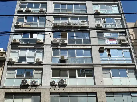 Oficina en Venta en Tribunales, Centro