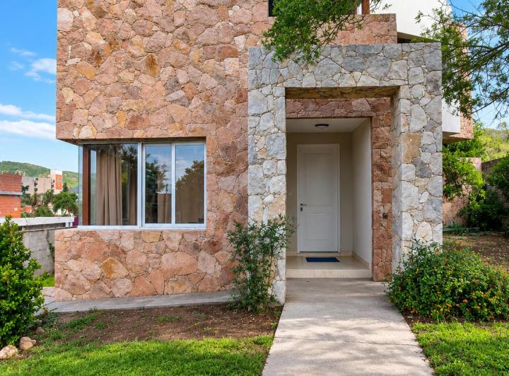 Casa · 430m² · 5 Ambientes