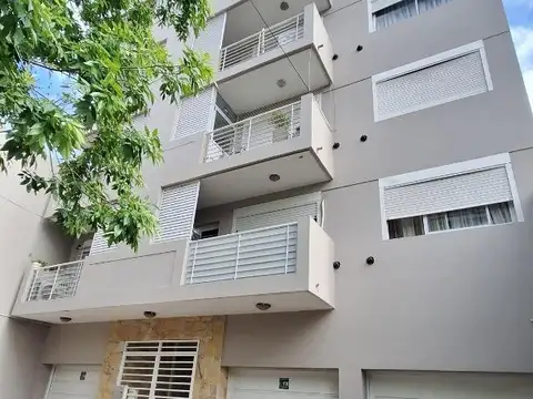 Departamento en Alquiler en Castelar Sur, Castelar