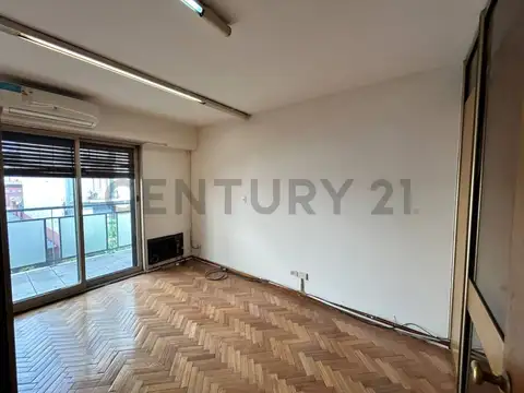 Oficina en Venta en Balvanera, Capital Federal