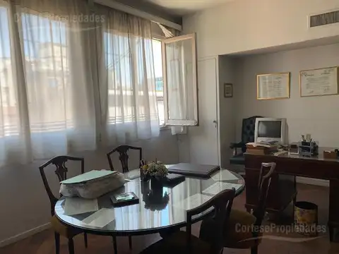 Oficina en Venta en Tribunales, Centro
