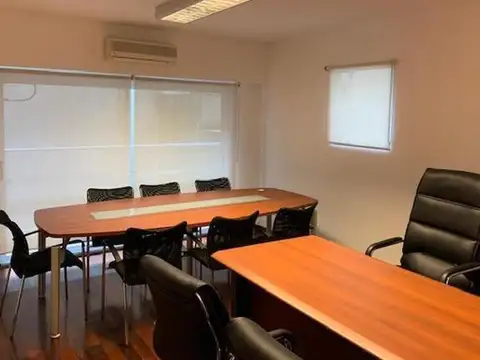 Oficina en Venta en Tribunales, Centro