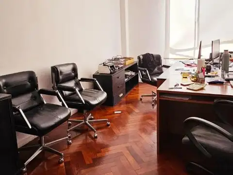 Oficina en Venta en Monserrat, CABA