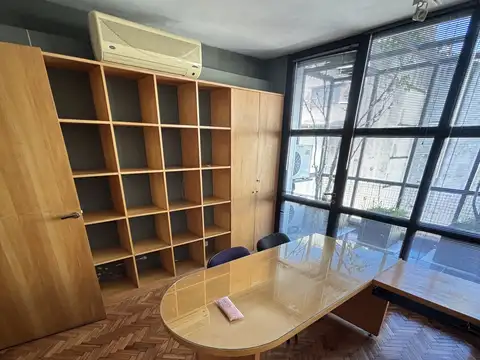 Oficina en Venta en Tribunales, Centro
