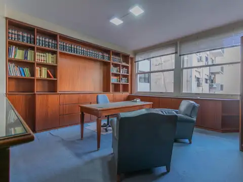 Oficina en Venta en Tribunales, Centro