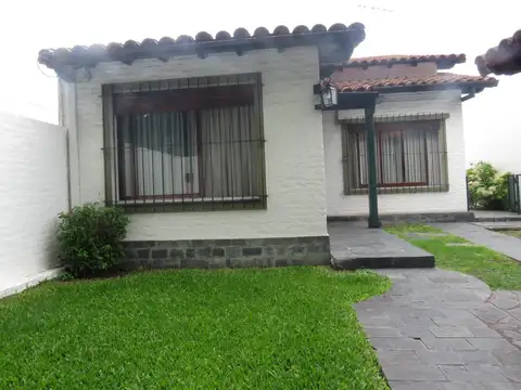 Casa en Venta en El Palomar, Partido de Tres de Febrero