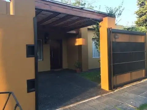 Casa en Venta en Castelar, Partido de Morón