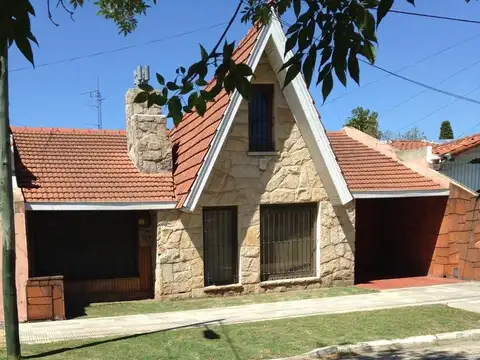 Casa en Venta en Banfield, Partido de Lomas de Zamora