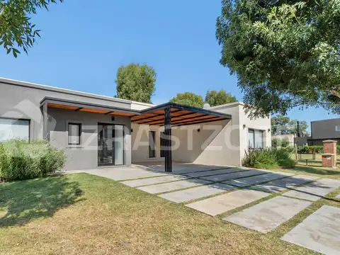 Casa en Venta en Santo Tomas, Countries y Barrios Cerrados en Pilar