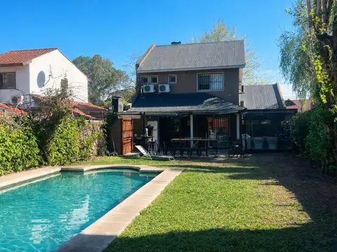 Casa en Venta en Adrogue, Partido de Almirante Brown
