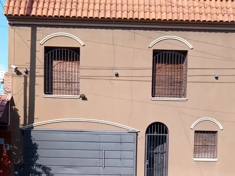 Casa en Venta en Lomas del Mirador, Partido de La Matanza