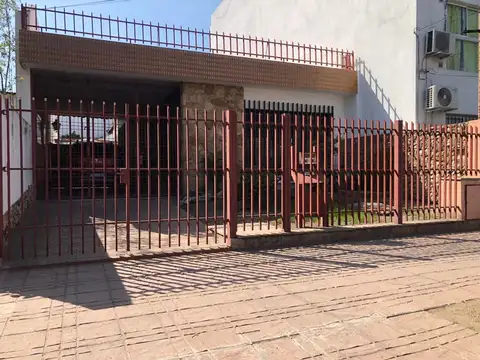 Casa en Venta en Moron Sur, Moron