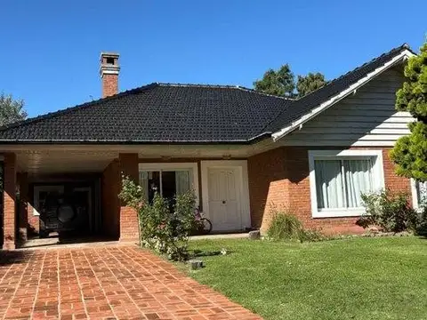 Casa en Venta en Boca Raton, Countries y Barrios Cerrados en Pilar