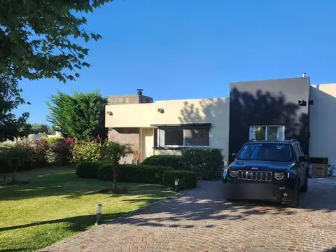 Casa en Venta en Haras Del Sur 2, Countries y Barrios Cerrados en la Plata