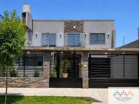 Casa en Venta en Burzaco, Partido de Almirante Brown